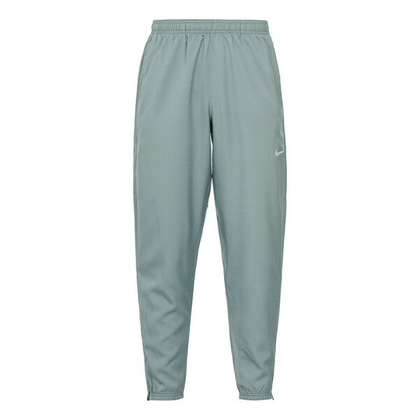 Брюки dri-fit challenger logo sports woven running long pants gray Nike, серый 
Брюки dri-fit challenger logo sports woven running long pants gray Nike, серый