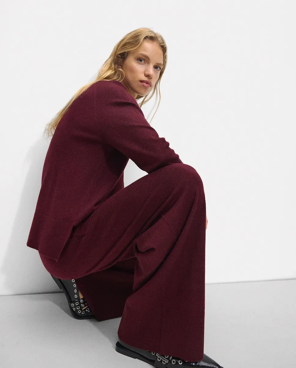 Женские прямые брюки с эластичным поясом, однотонные Parfois, гранатовый
Женские прямые брюки с эластичным поясом, однотонные Parfois, гранатовый