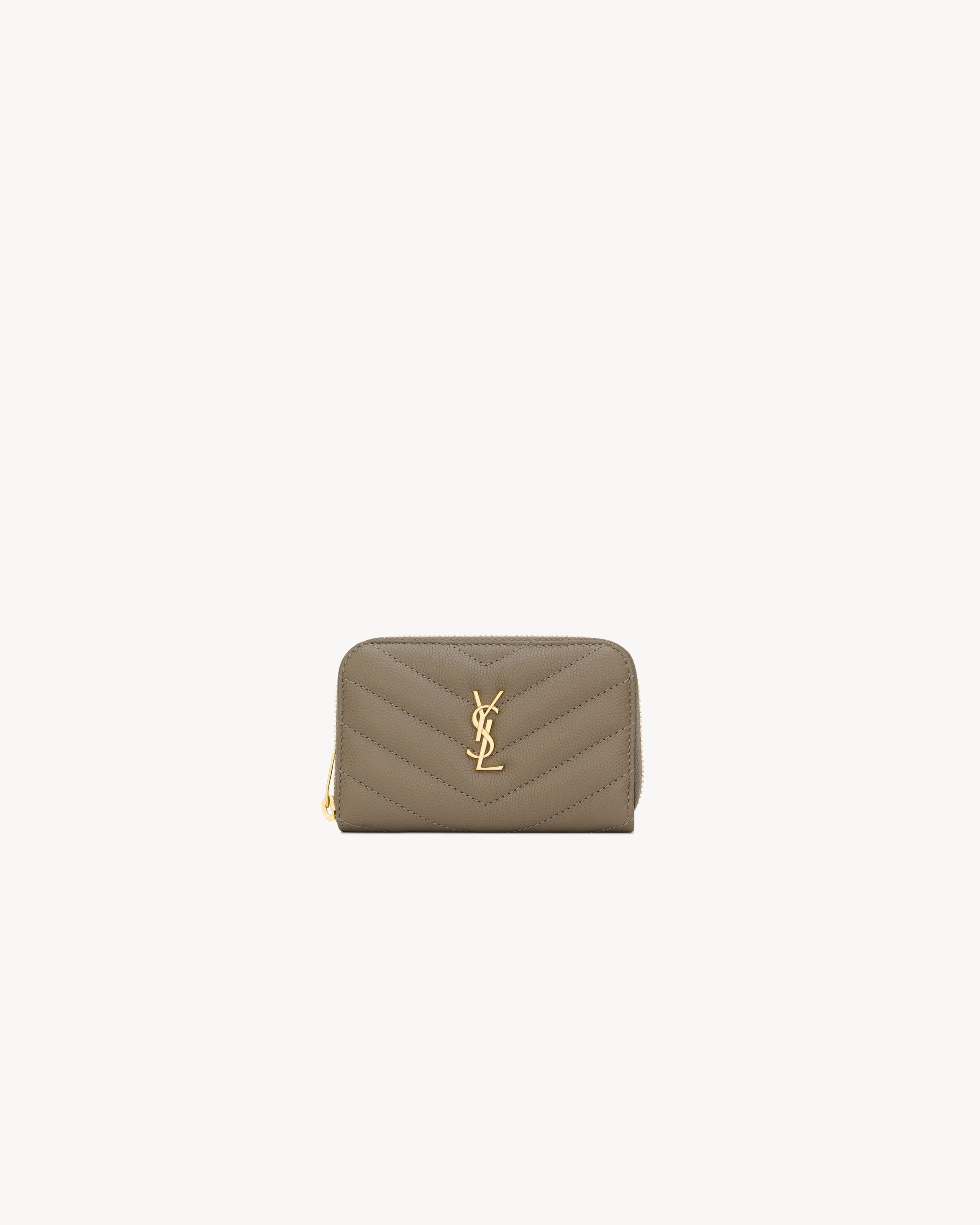 Монетница CASSANDRE из кожи GRAIN DE POUDRE Saint Laurent, серый/серебряный
Монетница CASSANDRE из кожи GRAIN DE POUDRE Saint Laurent, серый/серебряный