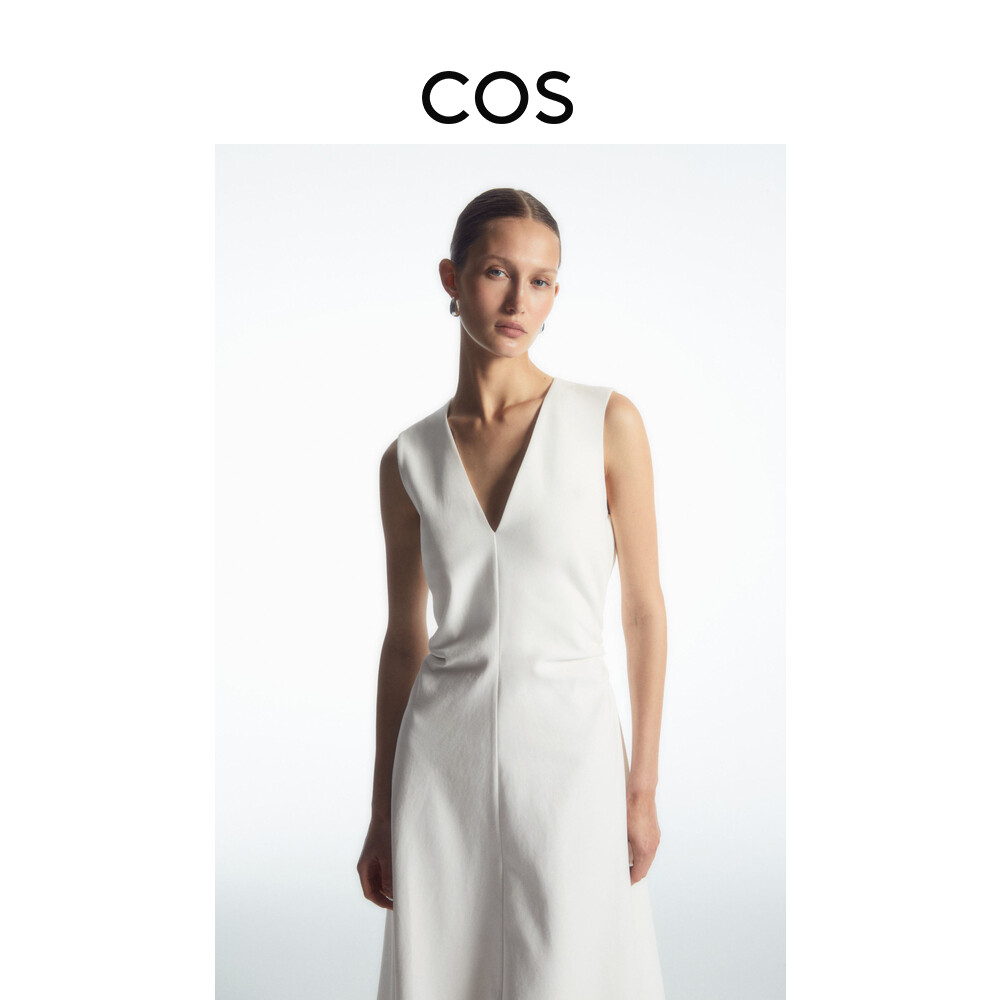 Платье плиссированное Cos с V-образным вырезом, белый
Платье плиссированное Cos с V-образным вырезом, белый