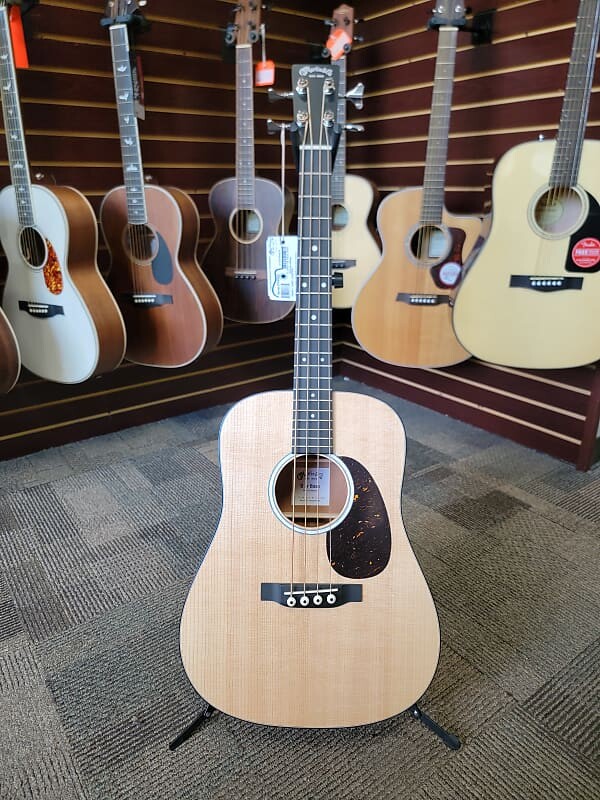 Басс гитара Martin DJR-10E Bass - Natural
Басс гитара Martin DJR-10E Bass - Natural