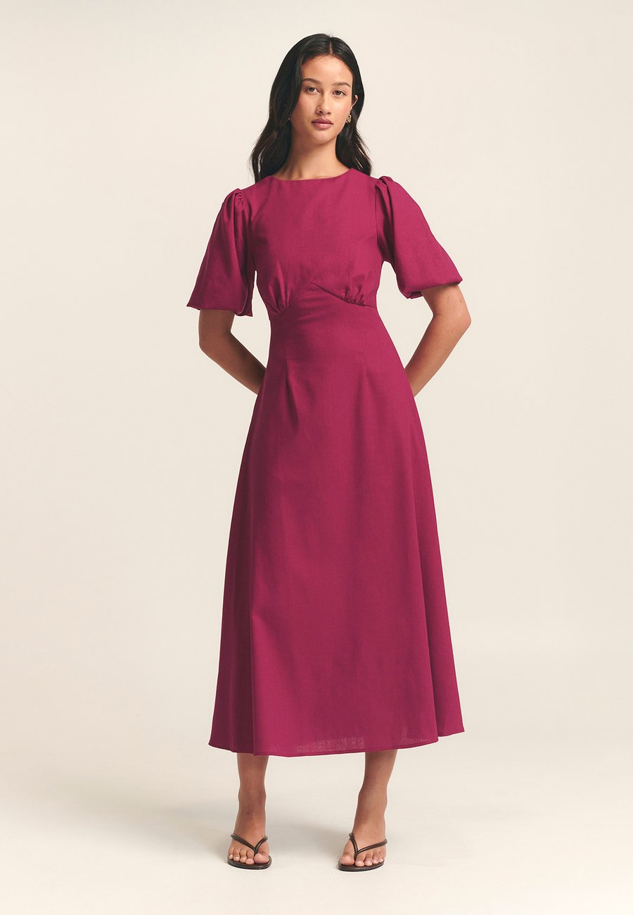 Платье ST MRLO KALINDA MIDI, Burgundy Pink/Dark Red
Платье ST MRLO KALINDA MIDI, Burgundy Pink/Dark Red