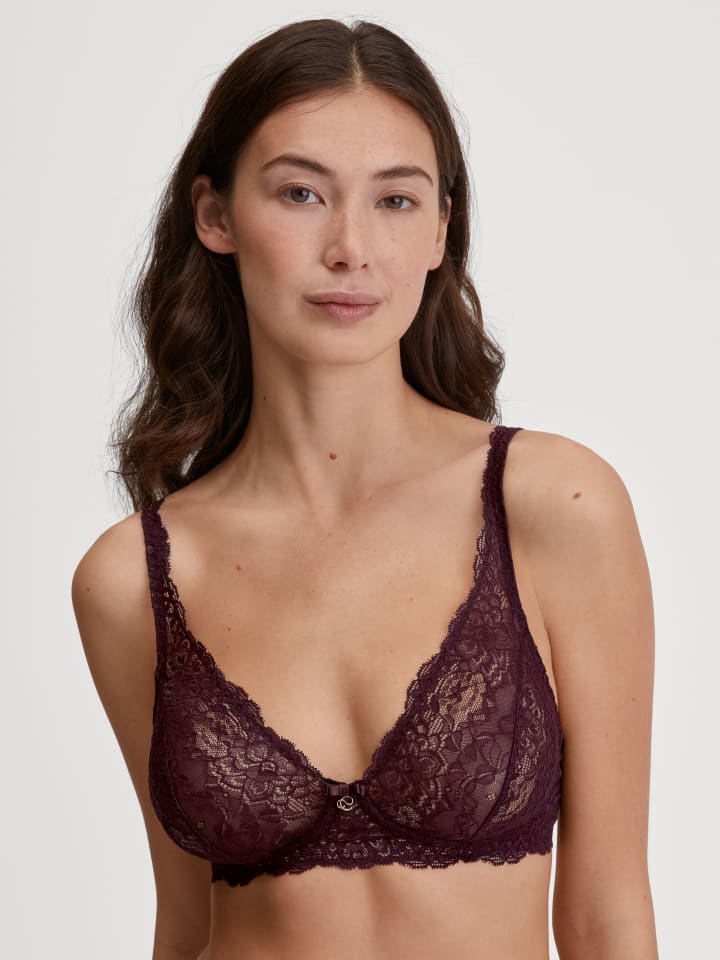 Кружевной бюстгальтер цвета черной вишни Calida
Кружевной бюстгальтер цвета черной вишни Calida