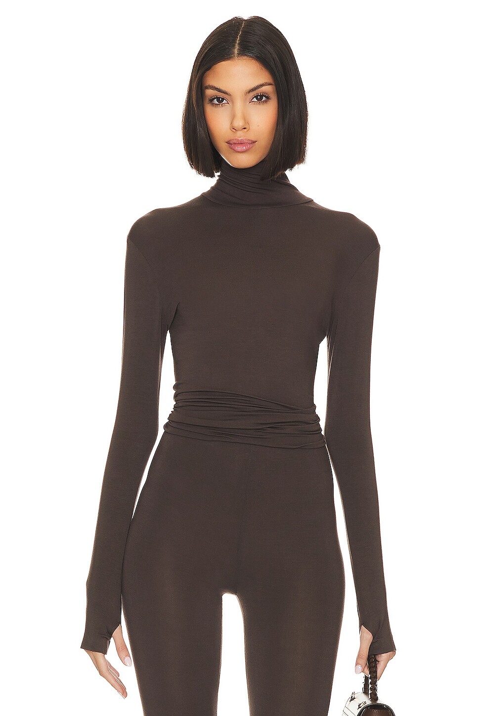 Топ Norma Kamali Slim Fit Long Sleeve Turtle, цвет Chocolate
Топ Norma Kamali Slim Fit Long Sleeve Turtle, цвет Chocolate