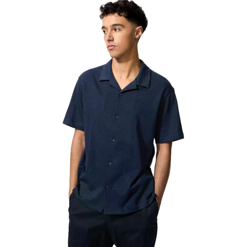 UNIQLO Футболка унисекс темно-синяя
UNIQLO Футболка унисекс темно-синяя