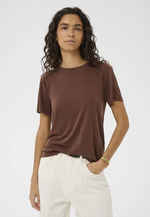 Базовая футболка с круглым вырезом columbine Soaked In Luxury, Cappuccino, Бежевый, Базовая футболка с круглым вырезом columbine Soaked In Luxury, Cappuccino
Базовая футболка с круглым вырезом columbine Soaked In Luxury, Cappuccino, Бежевый, Базовая футболка с круглым вырезом columbine Soaked In Luxury, Cappuccino