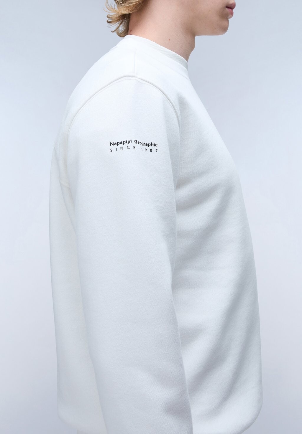 Толстовка BADGE Napapijri, белый
Толстовка BADGE Napapijri, белый