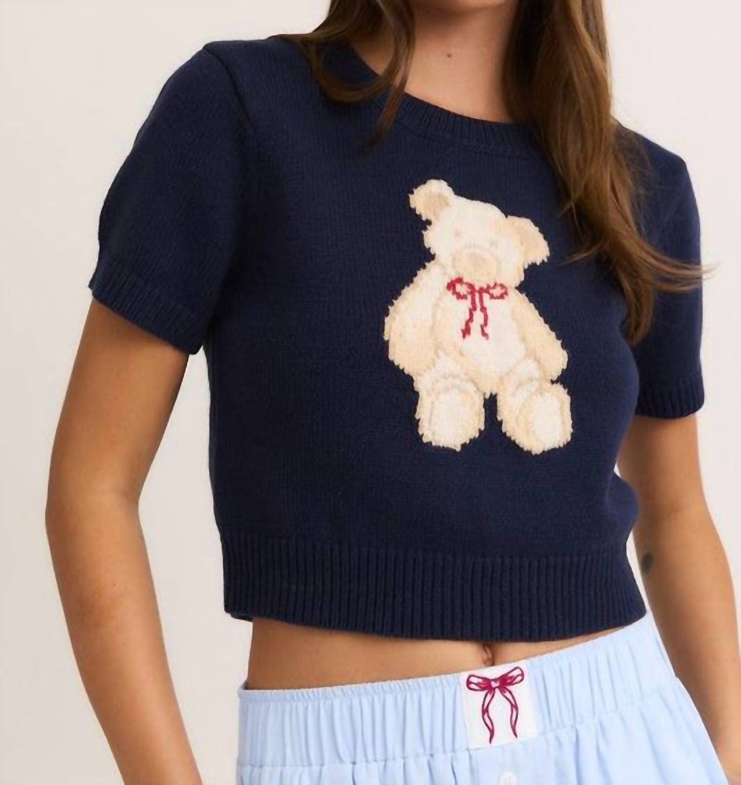 Тедди свитер с коротким рукавом в цвете navy LE LIS
Тедди свитер с коротким рукавом в цвете navy LE LIS