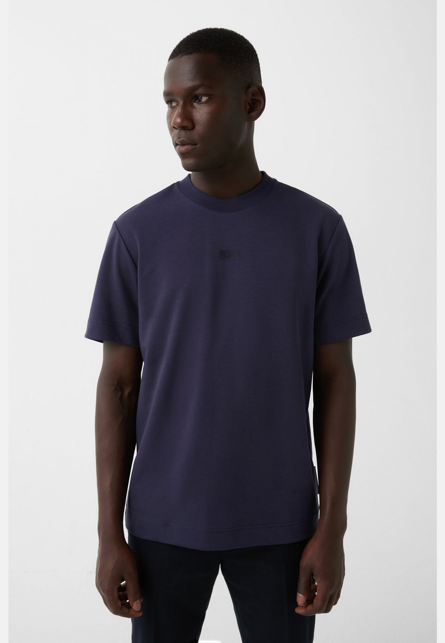 Футболка Bogner LUKAS-2, Navy/Dark Blue, Синий, Футболка Bogner LUKAS-2, Navy/Dark Blue
Футболка Bogner LUKAS-2, Navy/Dark Blue, Синий, Футболка Bogner LUKAS-2, Navy/Dark Blue