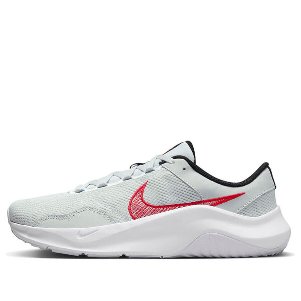 Кроссовки legend essential 3 next nature 'pure platinum university red' Nike, мультиколор
Кроссовки legend essential 3 next nature 'pure platinum university red' Nike, мультиколор