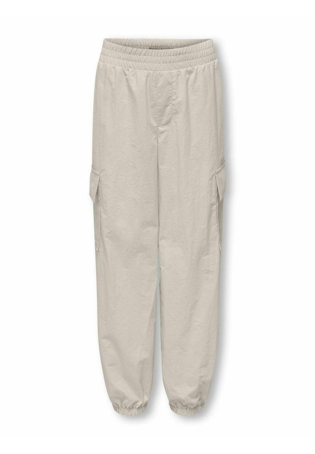 Брюки-карго KOGECHO PARACHUTE PANT Kids ONLY, цвет pumice stone
Брюки-карго KOGECHO PARACHUTE PANT Kids ONLY, цвет pumice stone