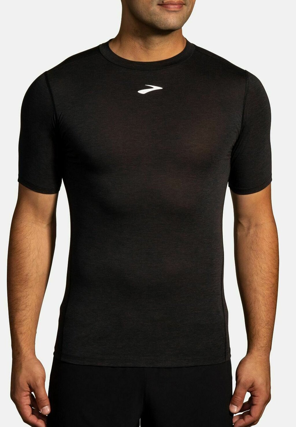 Футболка Brooks HIGH POINT SHORT SLEEVE, цвет Black, Черный, Футболка Brooks HIGH POINT SHORT SLEEVE, цвет Black
Футболка Brooks HIGH POINT SHORT SLEEVE, цвет Black, Черный, Футболка Brooks HIGH POINT SHORT SLEEVE, цвет Black