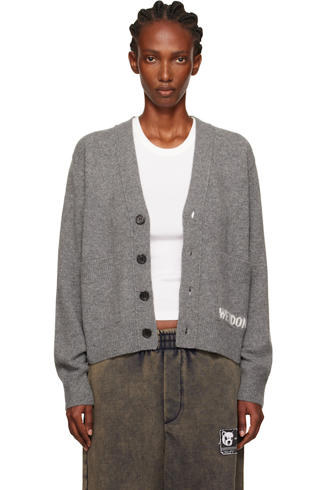 Кардиган с логотипом Pocket вязаный We11Done, цвет charcoal
Кардиган с логотипом Pocket вязаный We11Done, цвет charcoal