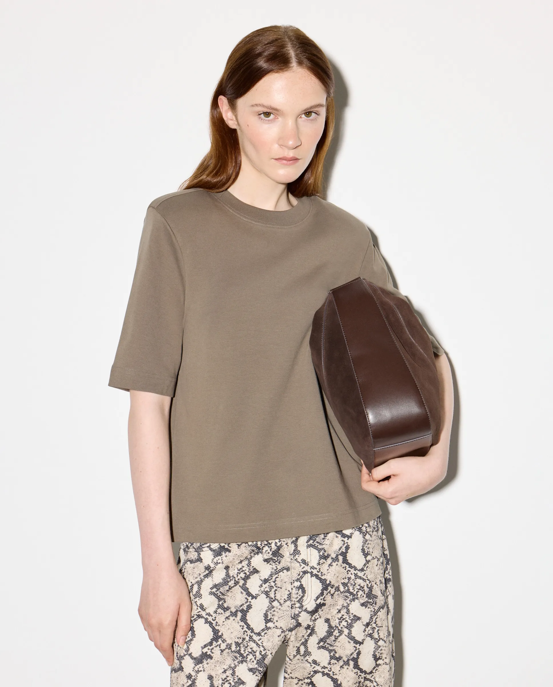 Женская футболка с короткими рукавами и подплечниками Woman El Corte Inglés, зеленый 
Женская футболка с короткими рукавами и подплечниками Woman El Corte Inglés, зеленый