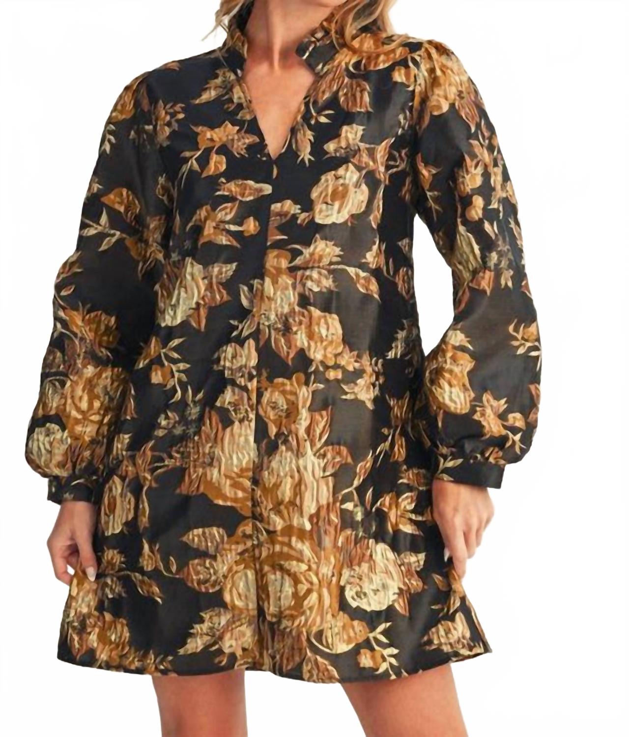 Jodifl Мини-платье «Сиена» из жаккарда черного, коричневого и золотого цвета с цветочным принтом
Jodifl Мини-платье «Сиена» из жаккарда черного, коричневого и золотого цвета с цветочным принтом