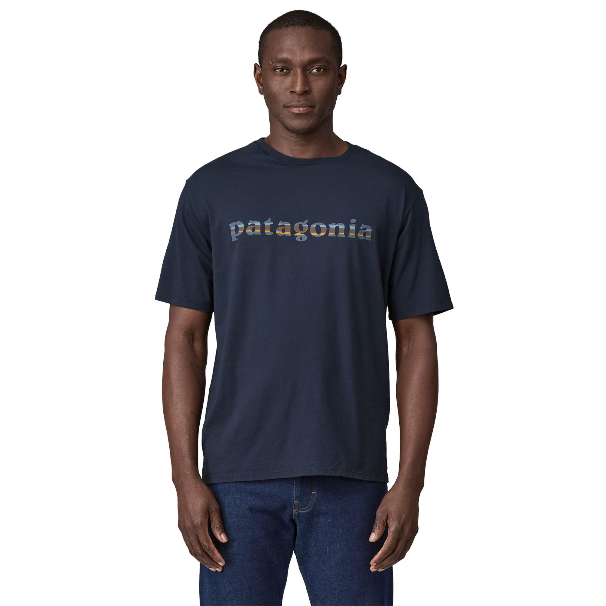 Мужская футболка из органического хлопка с текстовым логотипом '73'. Patagonia, New Navy, Синий, Мужская футболка из органического хлопка с текстовым логотипом '73'. Patagonia, New Navy
Мужская футболка из органического хлопка с текстовым логотипом '73'. Patagonia, New Navy, Синий, Мужская футболка из органического хлопка с текстовым логотипом '73'. Patagonia, New Navy