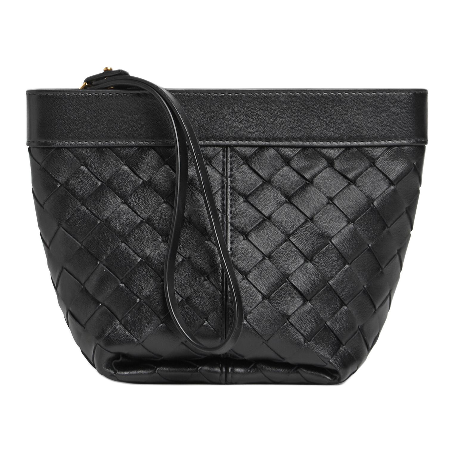 Кошелек Flip Flap Small Prism Bottega Veneta, basic set (bag+dust bag)
Кошелек Flip Flap Small Prism Bottega Veneta, basic set (bag+dust bag)