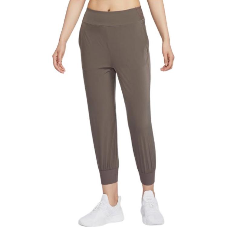 Женские повседневные брюки Dri Fit в цвете tan Nike, светло-коричневый
Женские повседневные брюки Dri Fit в цвете tan Nike, светло-коричневый