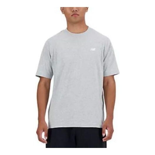 Футболка спортивная необходимые хлопковые Футболка New Balance, серый 
Футболка спортивная необходимые хлопковые Футболка New Balance, серый