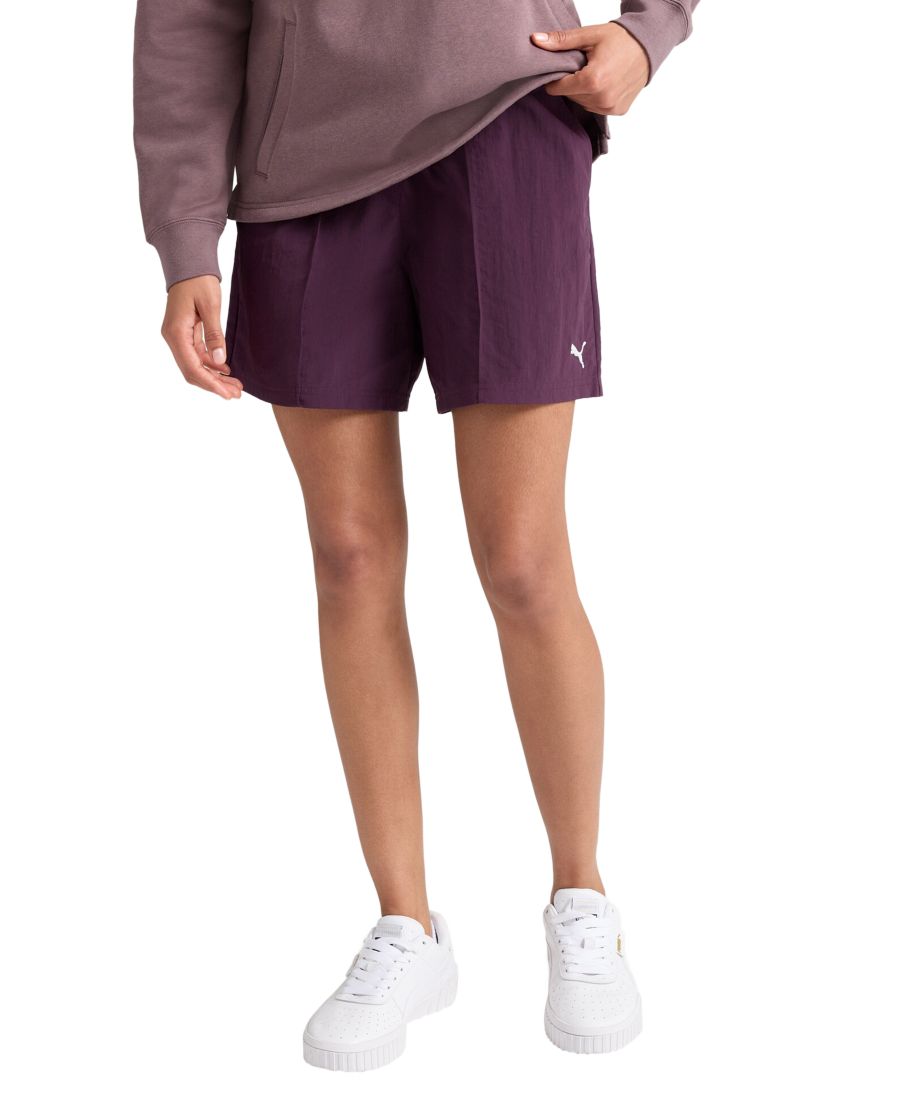 Женские базовые тканые шорты свободного кроя с защипами Puma, Midnight Plum
Женские базовые тканые шорты свободного кроя с защипами Puma, Midnight Plum