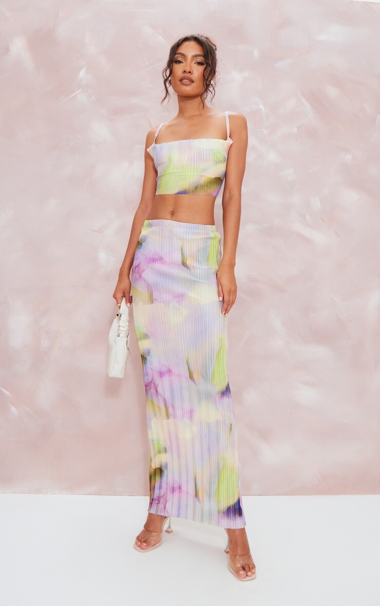 PrettyLittleThing Плиссированная длинная юбка с разноцветным акварельным принтом
PrettyLittleThing Плиссированная длинная юбка с разноцветным акварельным принтом