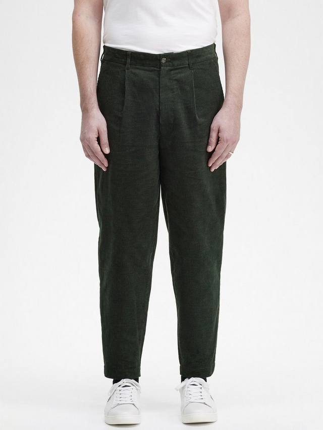 Брюки с сужением waffle cord Fred Perry
Брюки с сужением waffle cord Fred Perry