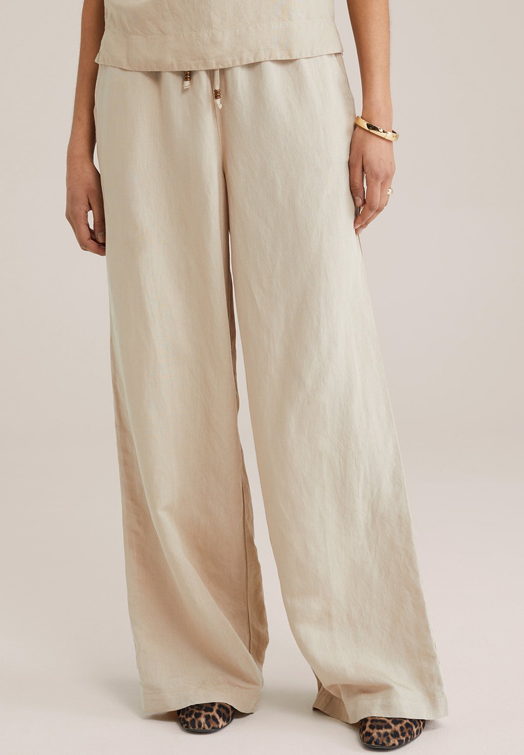 Брюки WE Fashion, бежевый
Брюки WE Fashion, бежевый