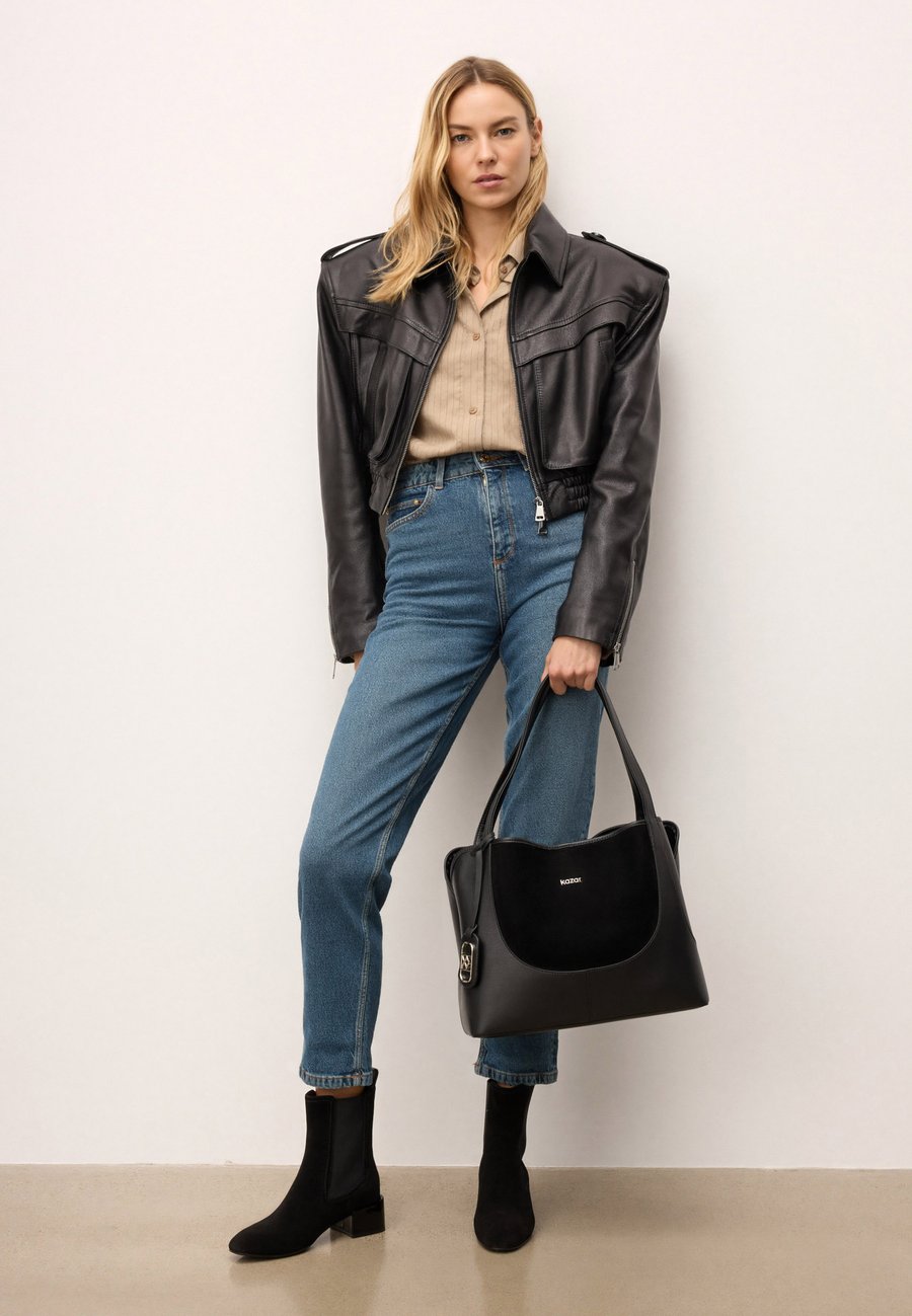 Сумка Kazar ANGE, Black
Сумка Kazar ANGE, Black