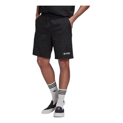 Шорты оригинальные однотонные с логотипом прямые шорты Adidas, мульитколор
Шорты оригинальные однотонные с логотипом прямые шорты Adidas, мульитколор