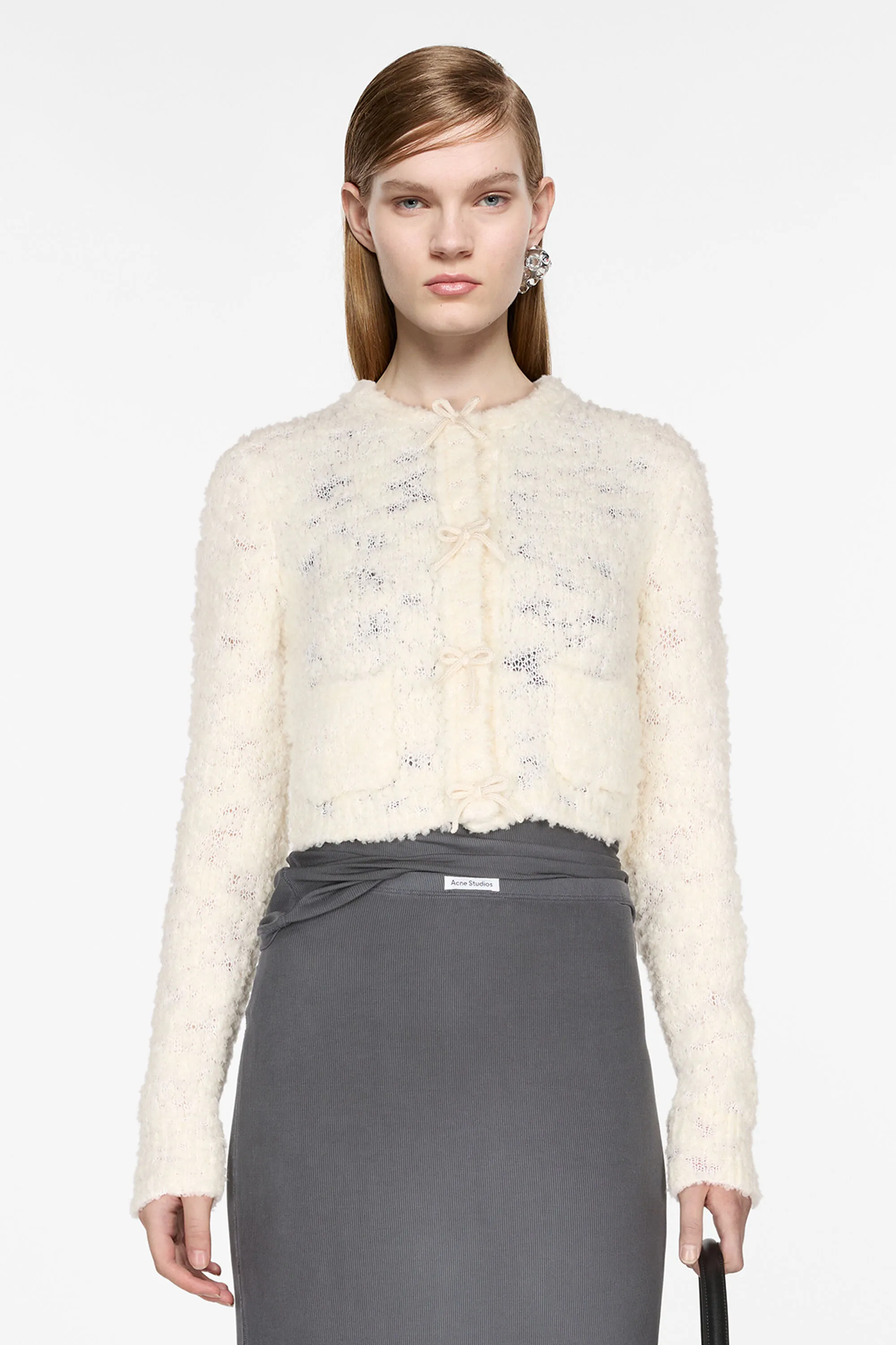 Кардиган из шерсти с бантом Acne Studios, белый
Кардиган из шерсти с бантом Acne Studios, белый