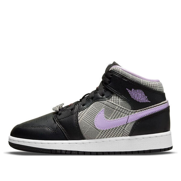 Кроссовки 1 средний размер Air Jordan, черный
Кроссовки 1 средний размер Air Jordan, черный