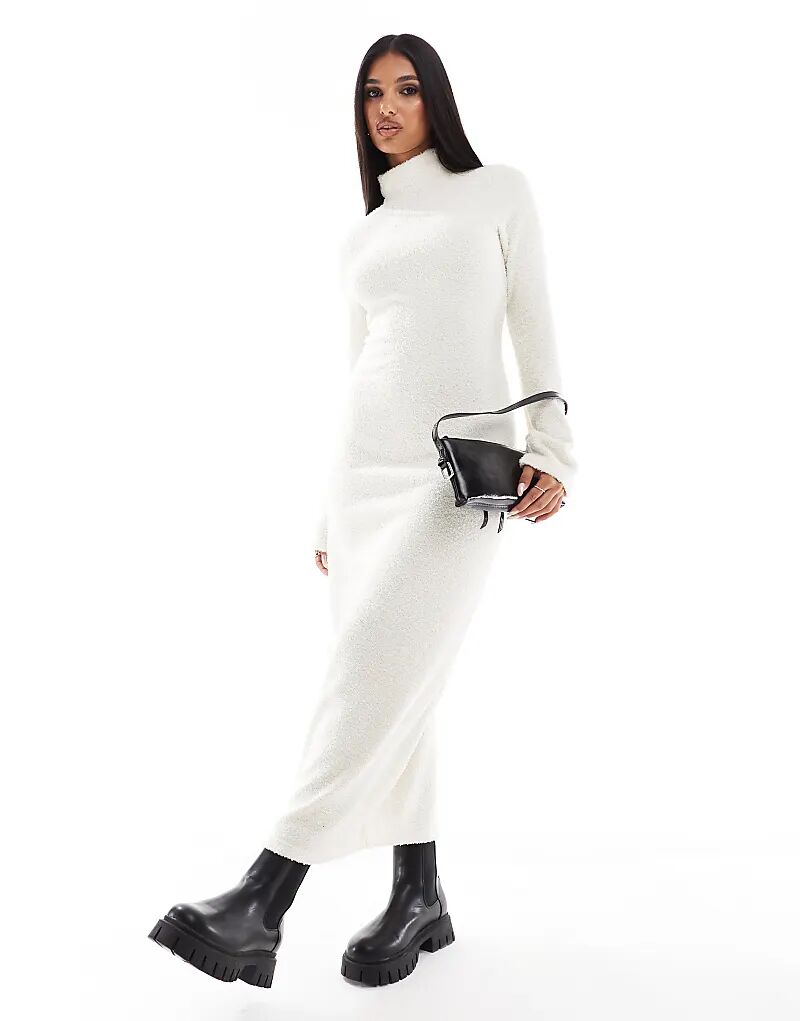 Супермягкое платье-макси из ткани букле с отложным воротником кремового цвета ASOS DESIGN
Супермягкое платье-макси из ткани букле с отложным воротником кремового цвета ASOS DESIGN