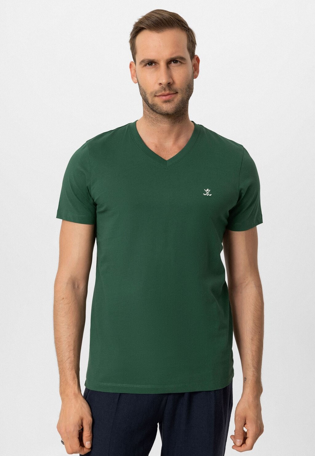 Базовая футболка BENARD V NECK SHORT SLEEVE REGULAR FIT Antioch, зеленый
Базовая футболка BENARD V NECK SHORT SLEEVE REGULAR FIT Antioch, зеленый