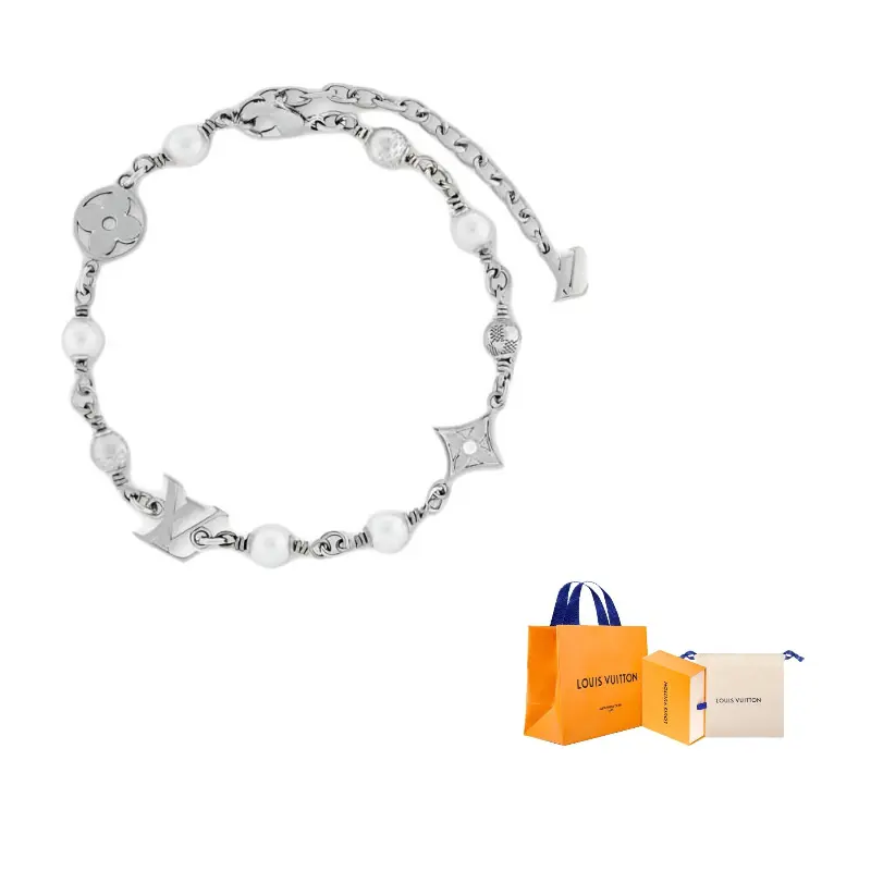 Браслет из жемчужин Lv Louis Vuitton, серебро
Браслет из жемчужин Lv Louis Vuitton, серебро