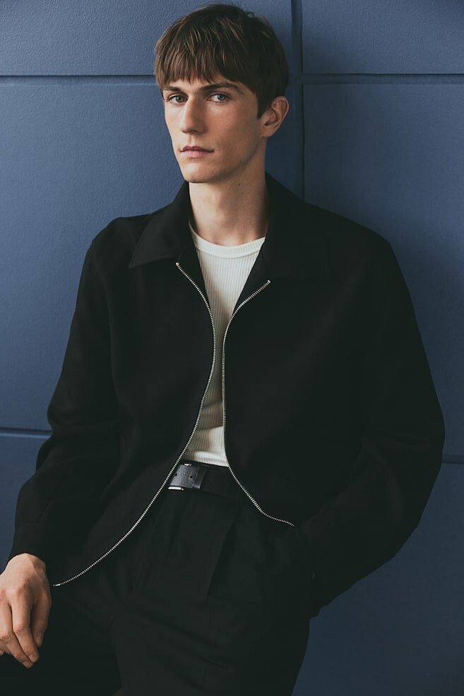 Жакет в обычном покрое H&M, черный
Жакет в обычном покрое H&M, черный