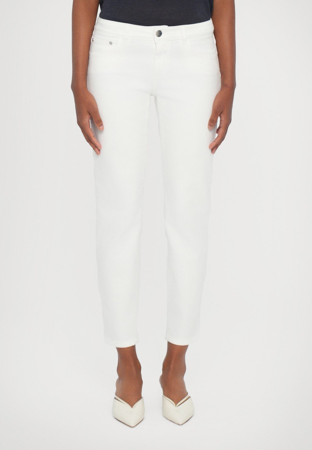 Джинсы облегающего кроя BAKER CLOSED, белый
Джинсы облегающего кроя BAKER CLOSED, белый