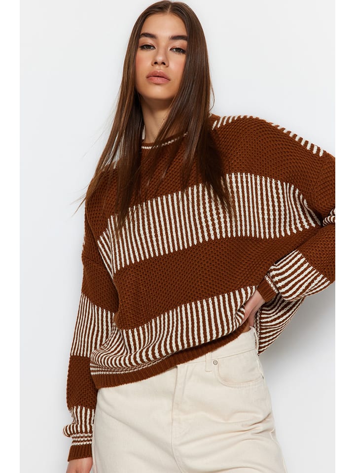 Trendyol Светло-коричневый свитер
Trendyol Светло-коричневый свитер