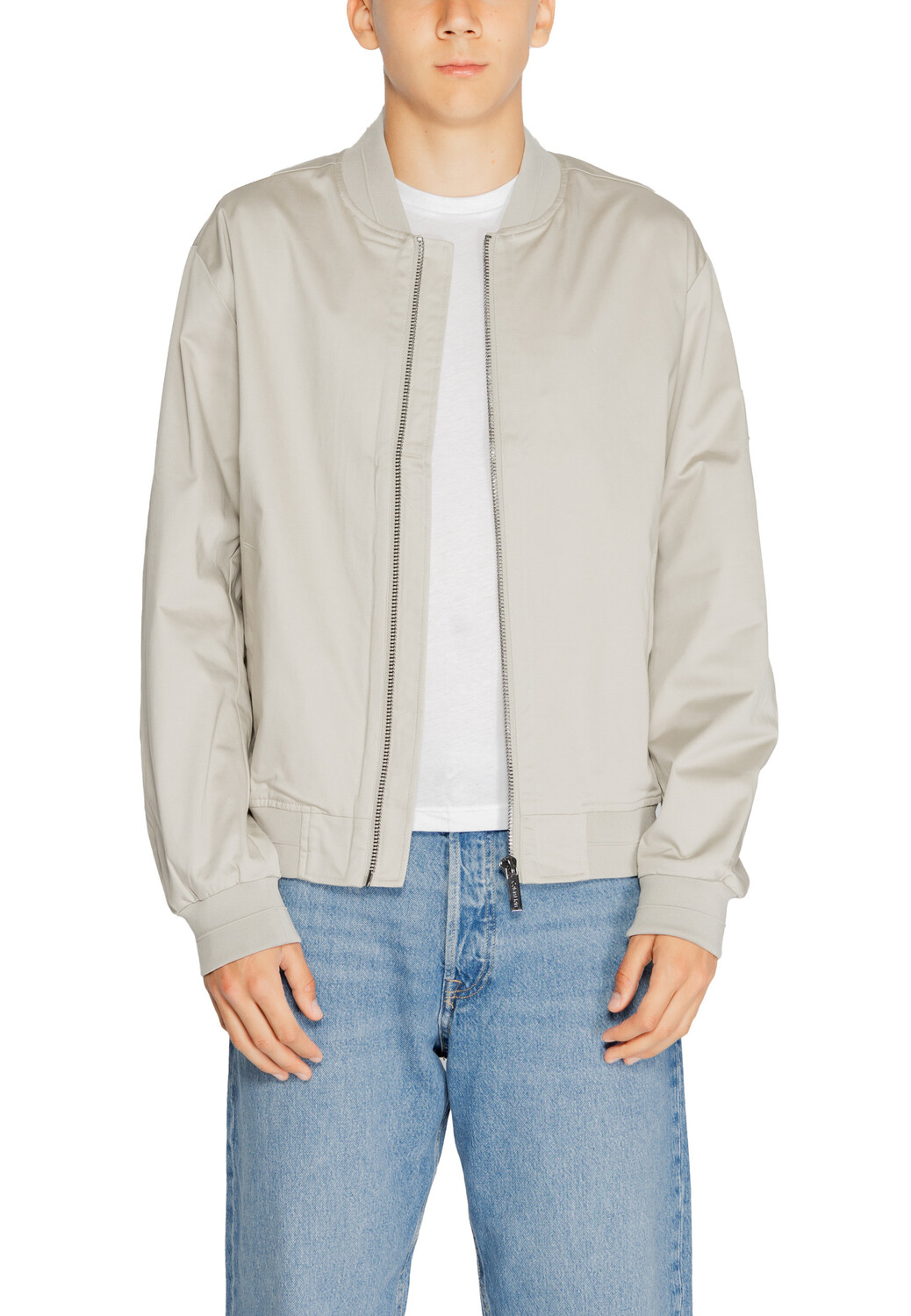 Куртка Calvin Klein на молнии, серый
Куртка Calvin Klein на молнии, серый