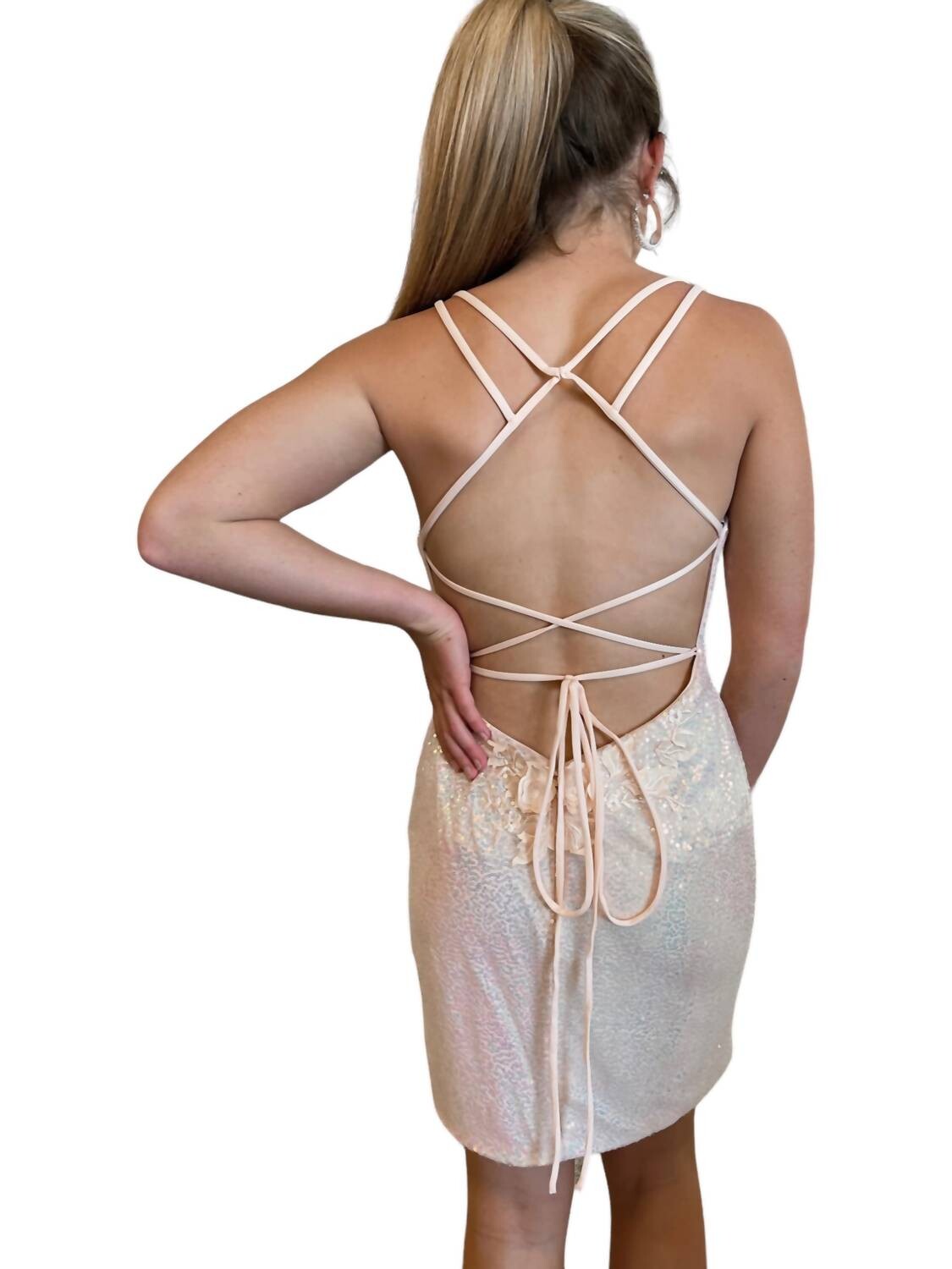 ПЛАТЬЕ С КРЕСС-НАХОДАМИ В СТИЛЕ Шампанского Blush Prom
ПЛАТЬЕ С КРЕСС-НАХОДАМИ В СТИЛЕ Шампанского Blush Prom