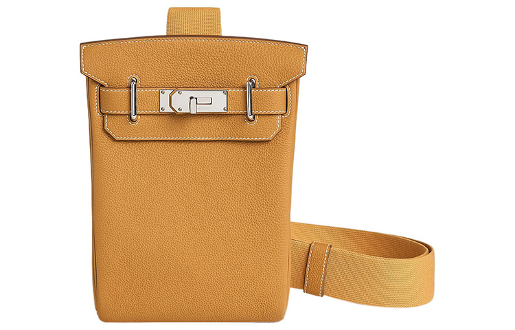 Сумка через плечо Hac A Dos Togo из телячьей кожи, маленькая женская, светло-чайно-коричневая HERMES 
Сумка через плечо Hac A Dos Togo из телячьей кожи, маленькая женская, светло-чайно-коричневая HERMES