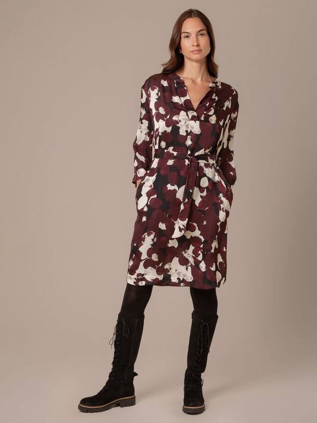 Платье с абстрактным принтом в горох Celtic & Co., Multi
Платье с абстрактным принтом в горох Celtic & Co., Multi