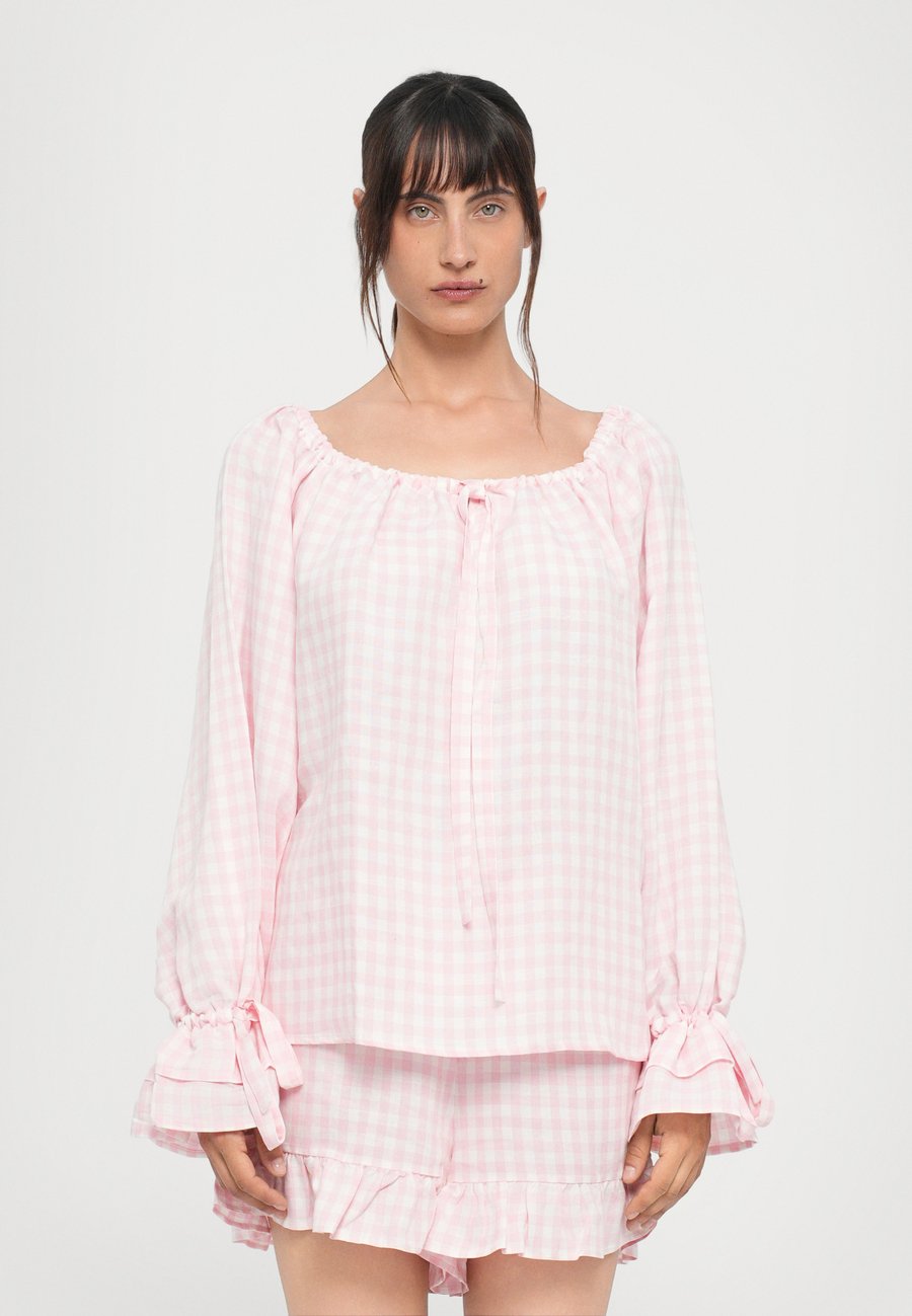Блуза Sleeper CHA CHA BLOUSE, Pink Vichy/Light Pink
Блуза Sleeper CHA CHA BLOUSE, Pink Vichy/Light Pink