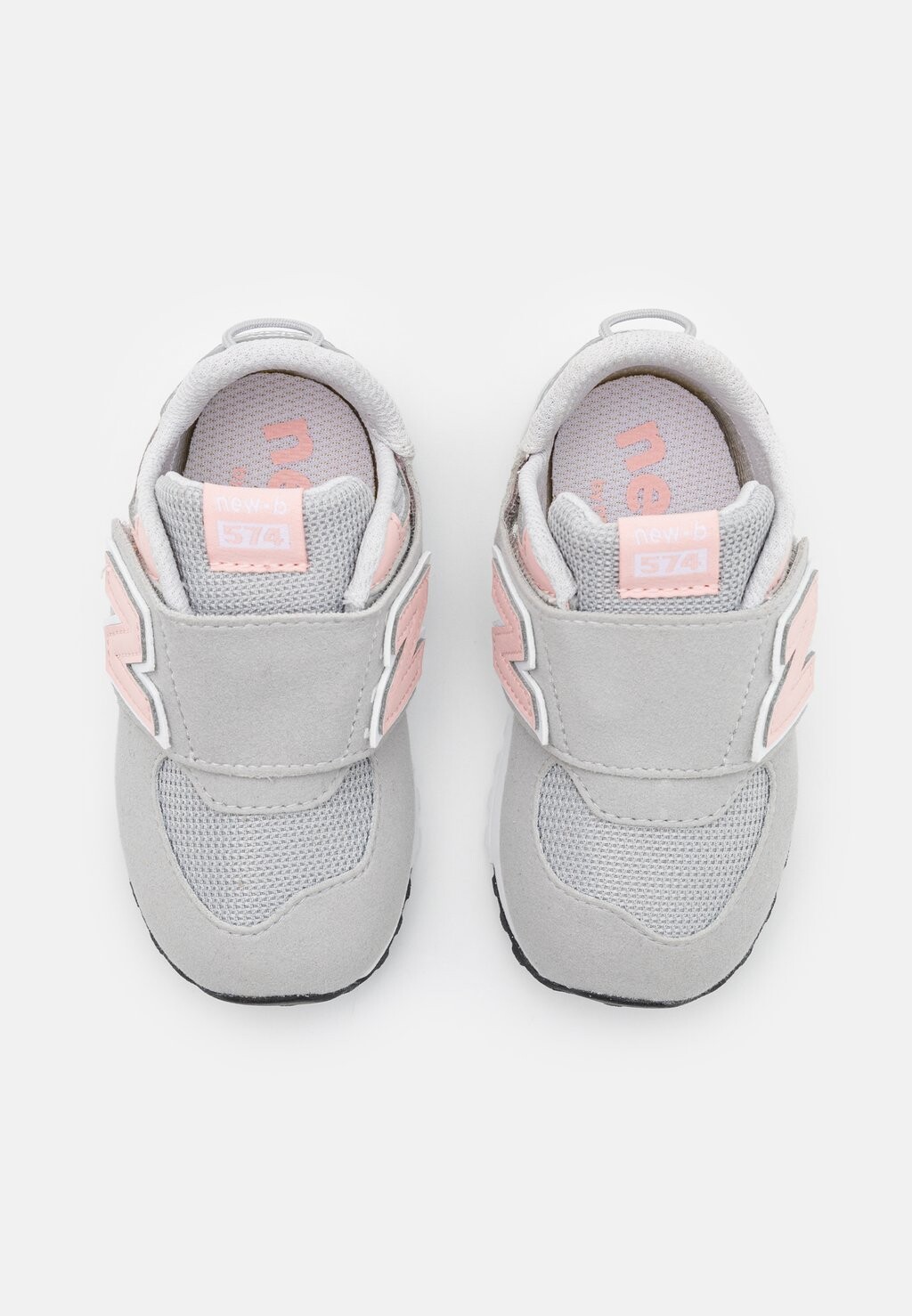 Обувь для первых шагов 574 UNISEX New Balance, светло-серый
Обувь для первых шагов 574 UNISEX New Balance, светло-серый