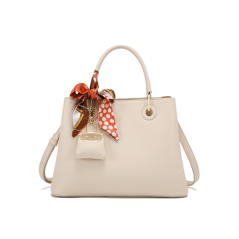 PAYOT Сумка из искусственной кожи, Ecru
PAYOT Сумка из искусственной кожи, Ecru