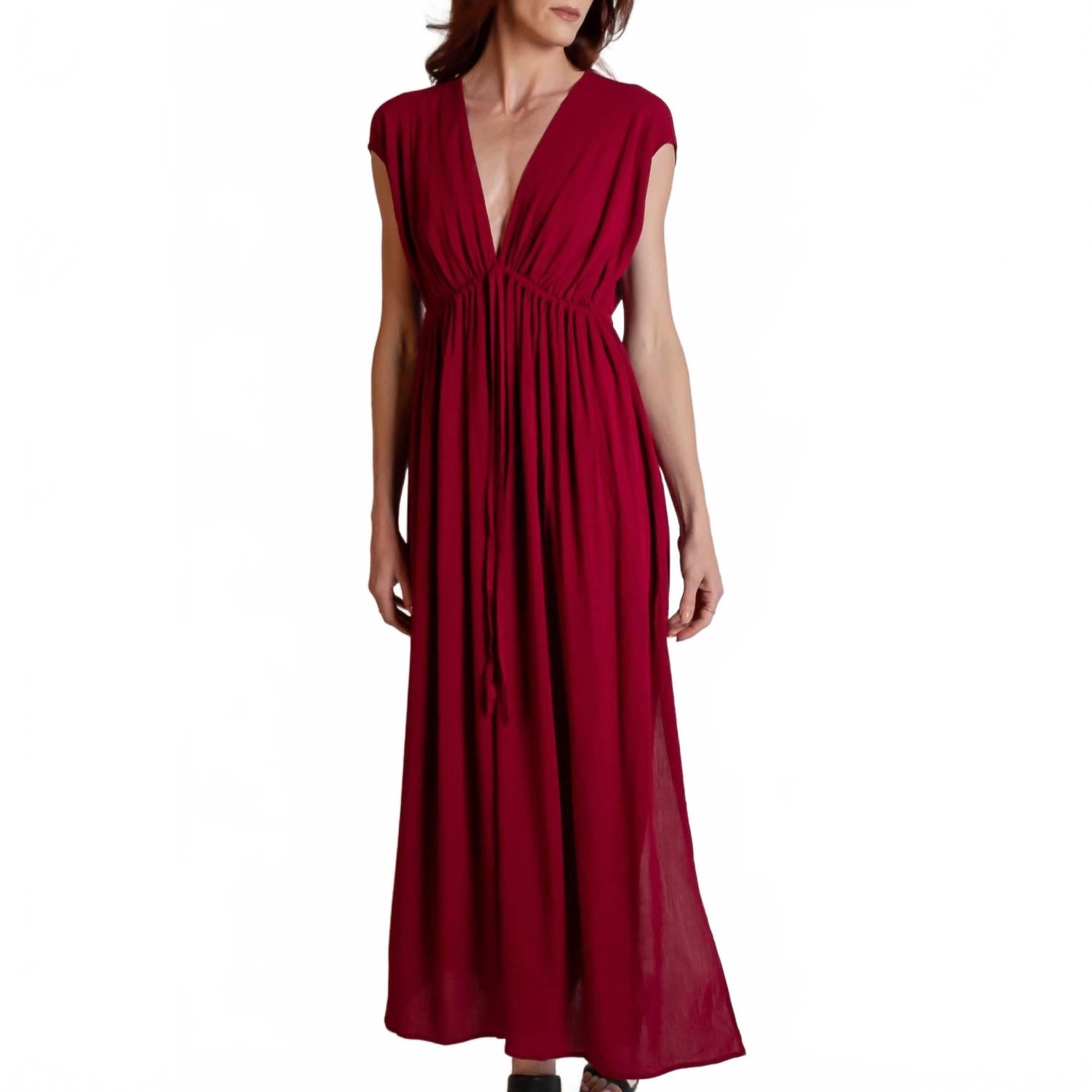 Платье макси Hera в красном цвете Revir
Платье макси Hera в красном цвете Revir