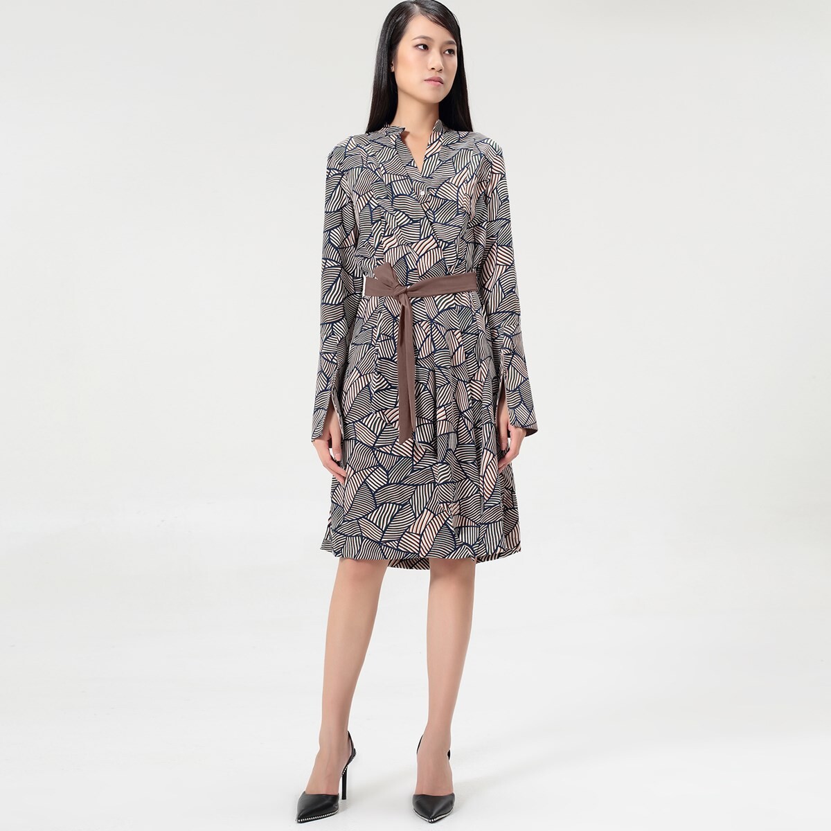 Платье-Туника с геометрическим винтажным принтом Smart And Joy, мультиколор
Платье-Туника с геометрическим винтажным принтом Smart And Joy, мультиколор