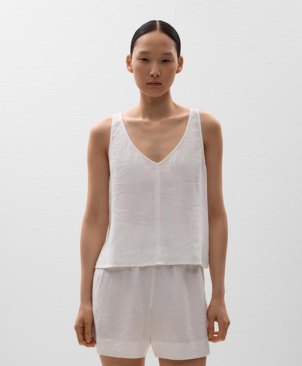 Топ с V-образным вырезом из 100% льна Oysho, белый
Топ с V-образным вырезом из 100% льна Oysho, белый