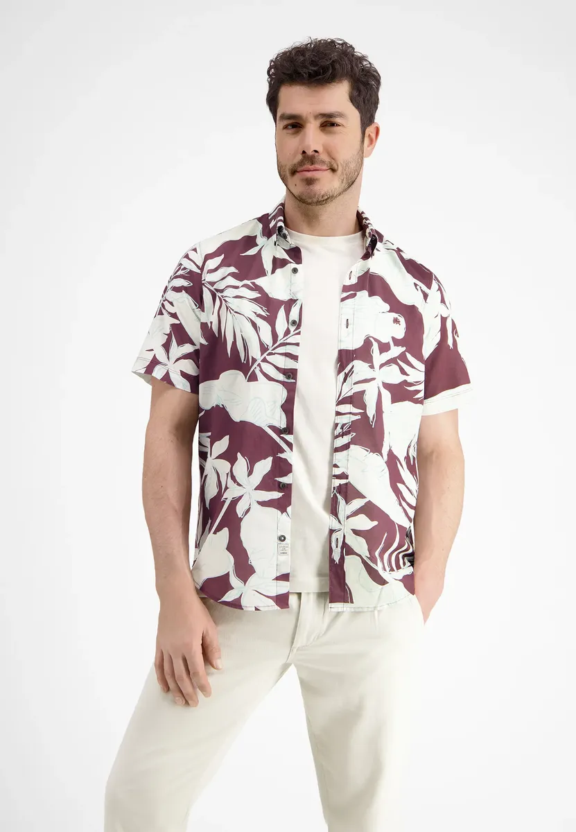 Рубашка с короткими рукавами LERROS "Рубашка с короткими рукавами LERROS с цветочным принтом", цвет Summer Wine
Рубашка с короткими рукавами LERROS "Рубашка с короткими рукавами LERROS с цветочным принтом", цвет Summer Wine