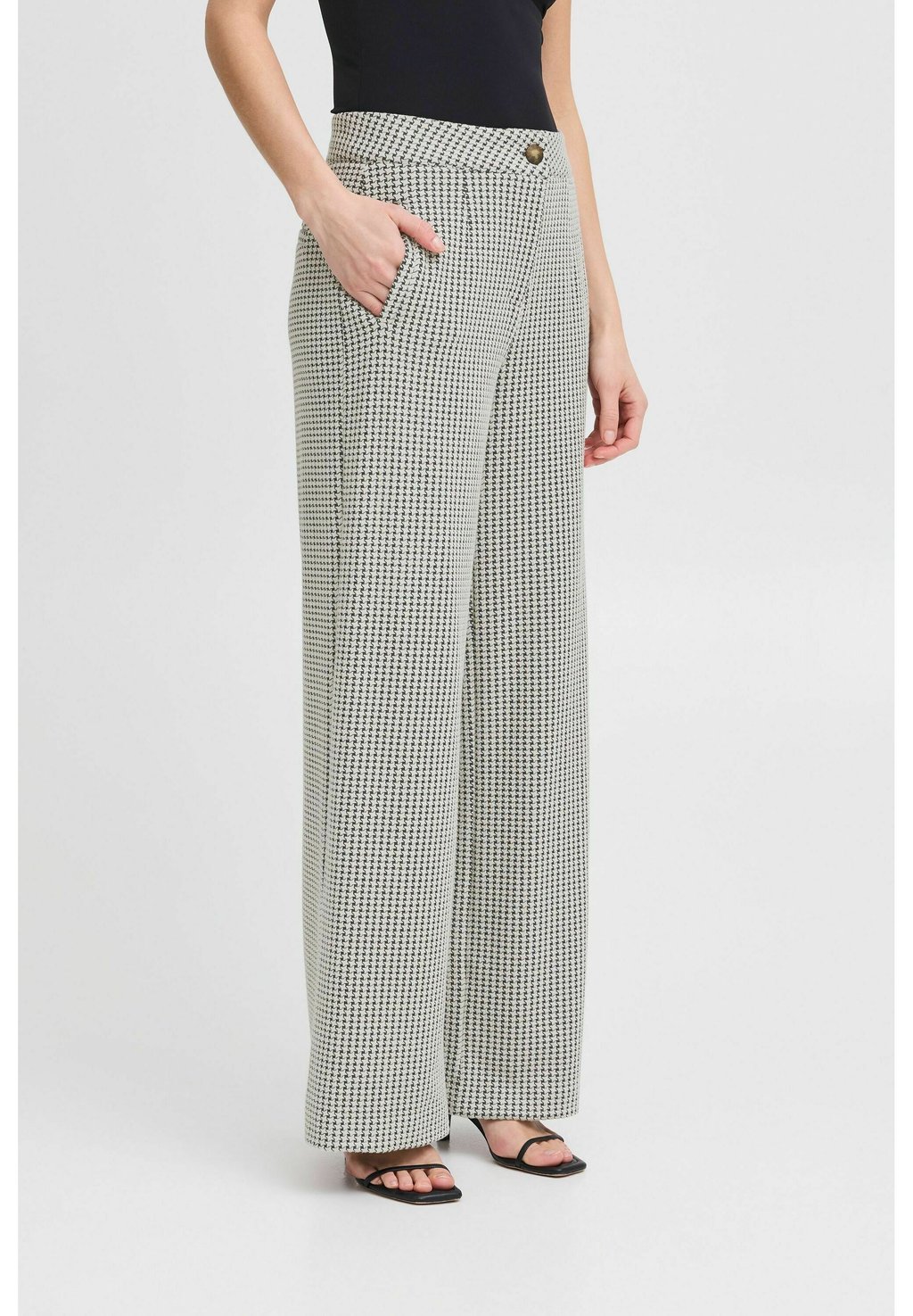 Брюки KATE ICHI, темно-синий
Брюки KATE ICHI, темно-синий