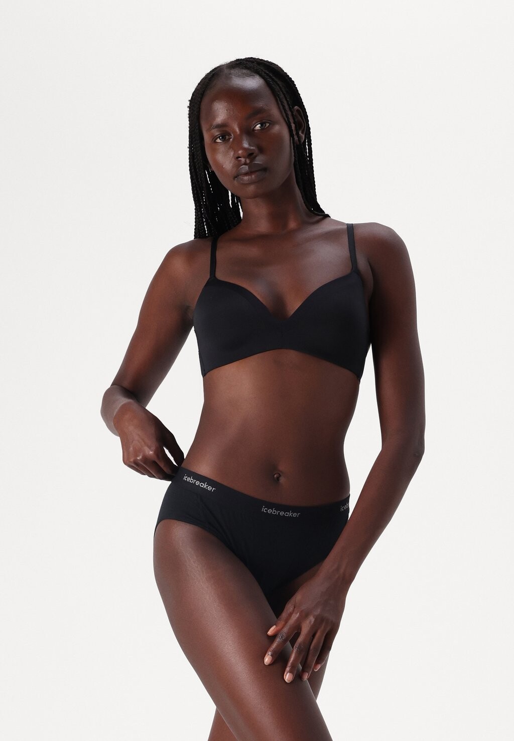 Трусы MERINO BLEND 125 LIGHT WEIGHT COOL-LITE GRAPHIC Icebreaker, черный 
Трусы MERINO BLEND 125 LIGHT WEIGHT COOL-LITE GRAPHIC Icebreaker, черный